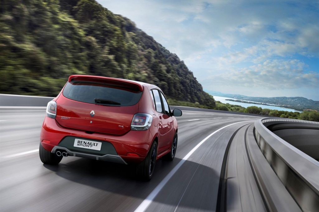 Sandero RS 2.0 - Imagine 20