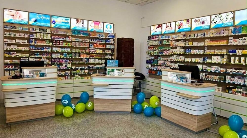 Seniorii primesc gratuit apă și săruri de rehidratare în farmaciile DONA