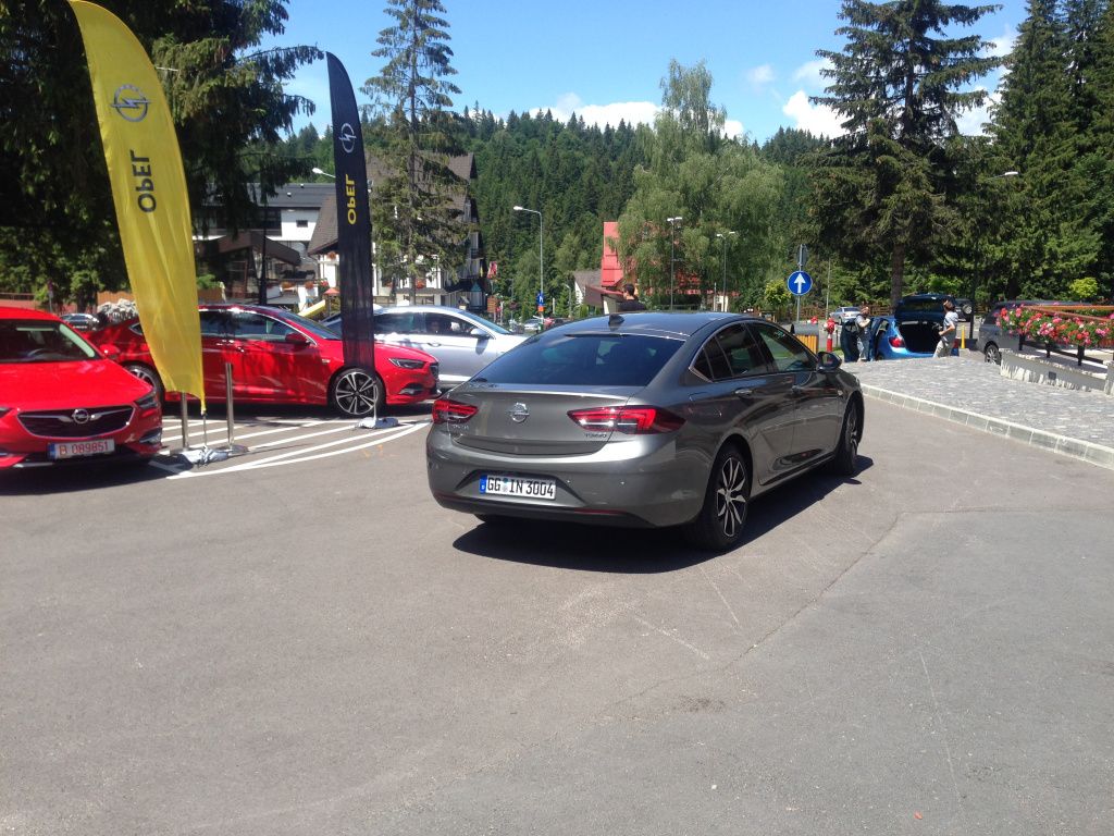 Opel Insignia Grand Sport - Imagine 11