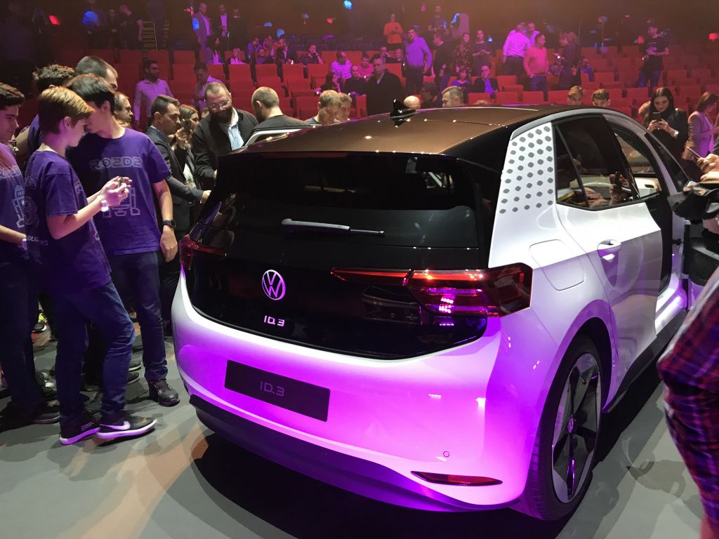 Volkswagen ID.3 1ST - Imagine 4