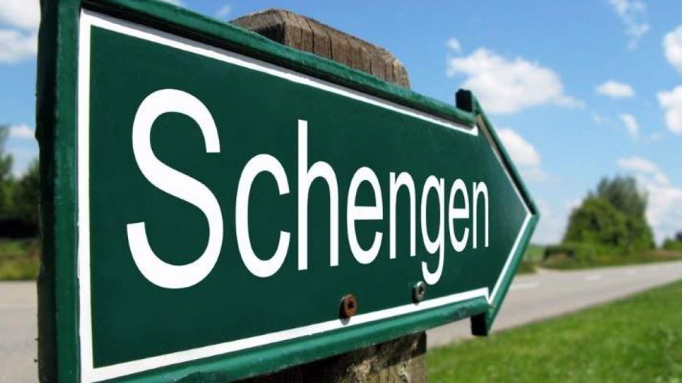 Liderii celor trei grupuri europarlamentare vor dezbate săptămâna viitoare blocarea aderării României la Schengen