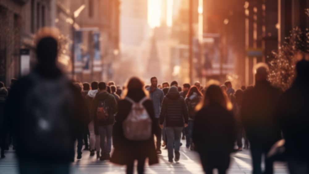 INS: România a pierdut 4,16 milioane de locuitori în 35 de ani. Migrația externă explică 63% din declin
