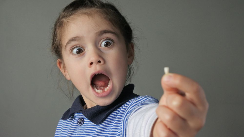Analiza: 7 din 10 romani au nevoie de tratament stomatologic complex sau de restaurare dentara