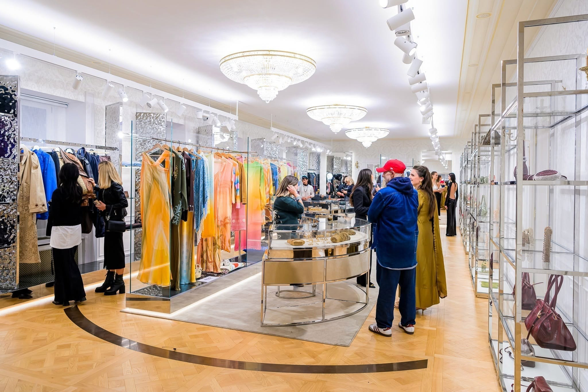 Opt branduri italiene, față în față cu industria modei din România, la Showroom-ul MBBFW SS'27