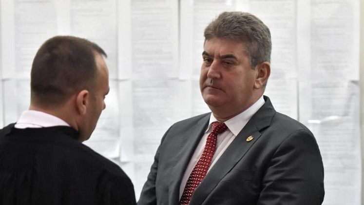 Comisia juridica din Senat a dat raport favorabil urmaririi penale a lui Gabriel Oprea pentru ucidere din culpa