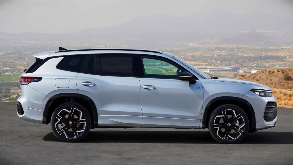 GALERIE FOTO | Volkswagen prezintă Tayron, un nou SUV de clasă medie - Imagine 11