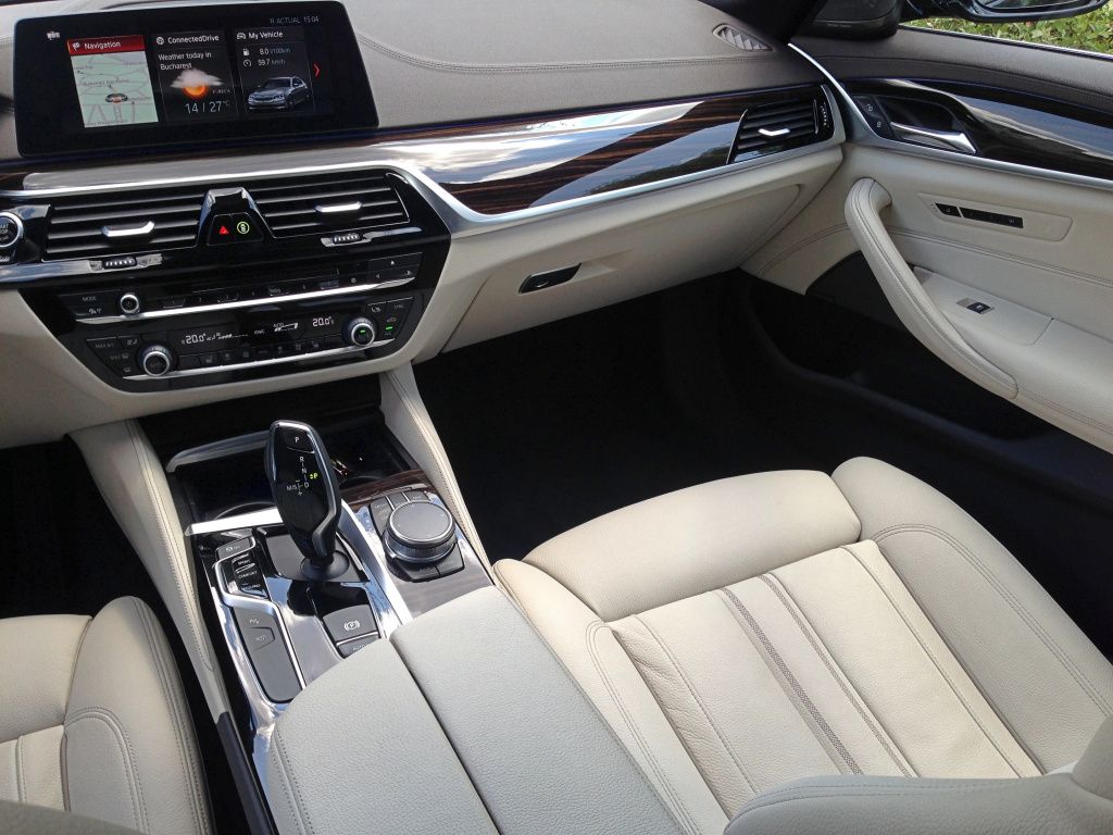 BMW Seria 5 sedan - Imagine 16