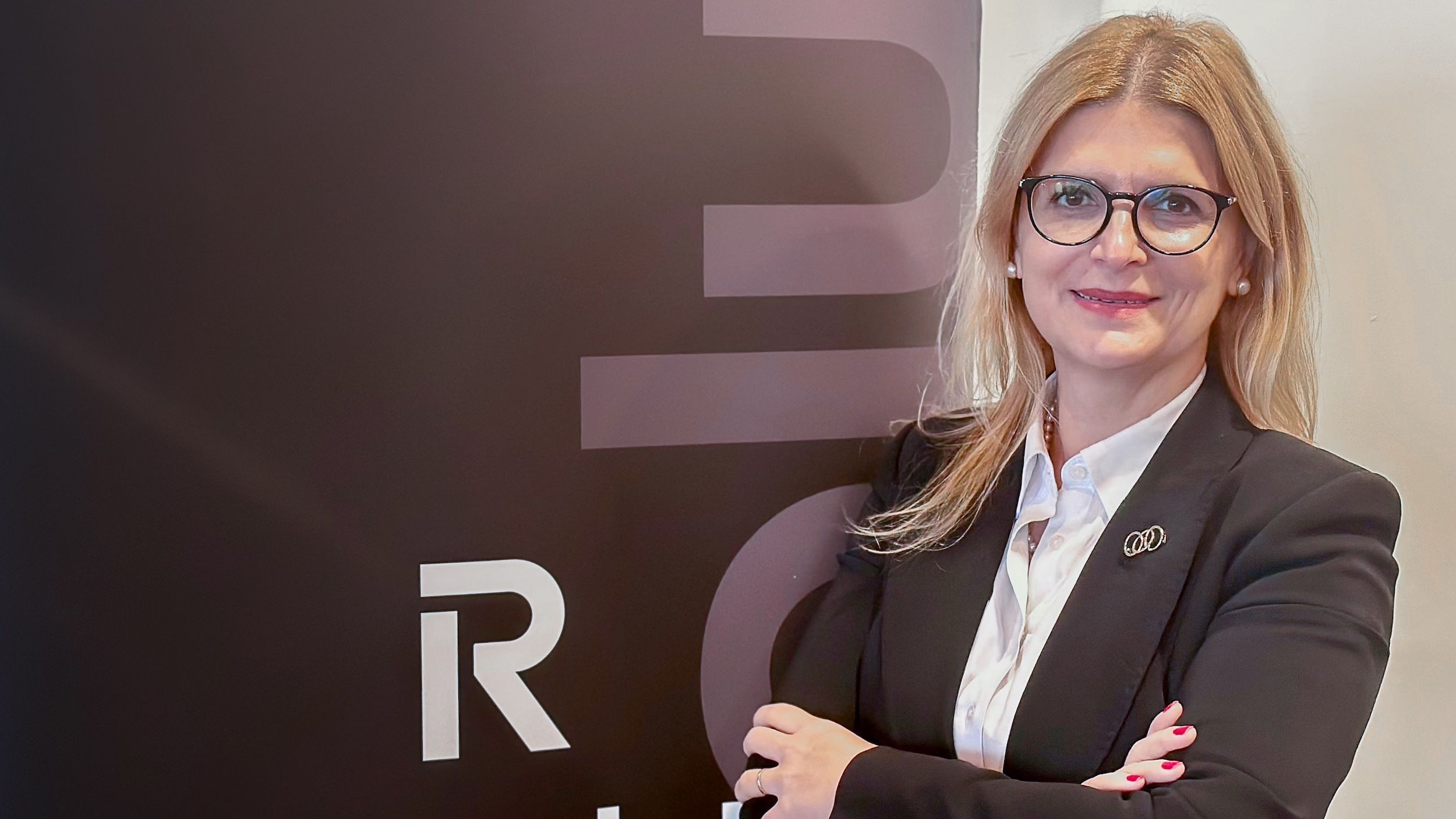 Revolut are un nou șef în România. Cine e Florina Moisei, bancherul care vrea să facă din aplicație banca de zi cu zi a românilor