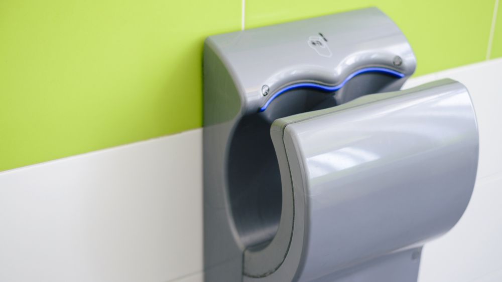 Investiție inteligentă pentru business: merită un uscător Dyson Airblade profesional în spațiile comerciale?