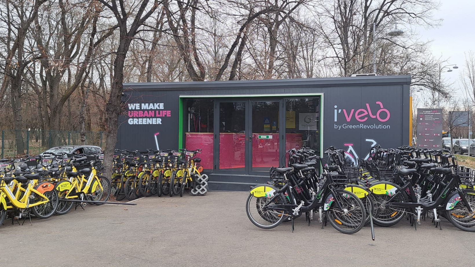 I'Velo deschide sezonul plimbărilor cu bicicleta. Bucureștenii pot închiria o bicicletă la centrele din Aviatorilor și Tineretului