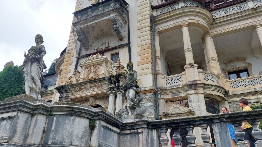 GALERIE FOTO | O vizită la Domeniul Regal Peleș. Cum arată șantierul noii unități de cazare ș - Imagine 94