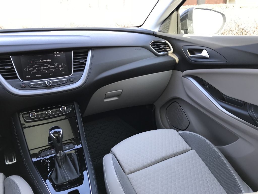 Opel Grandland X - Imagine 9