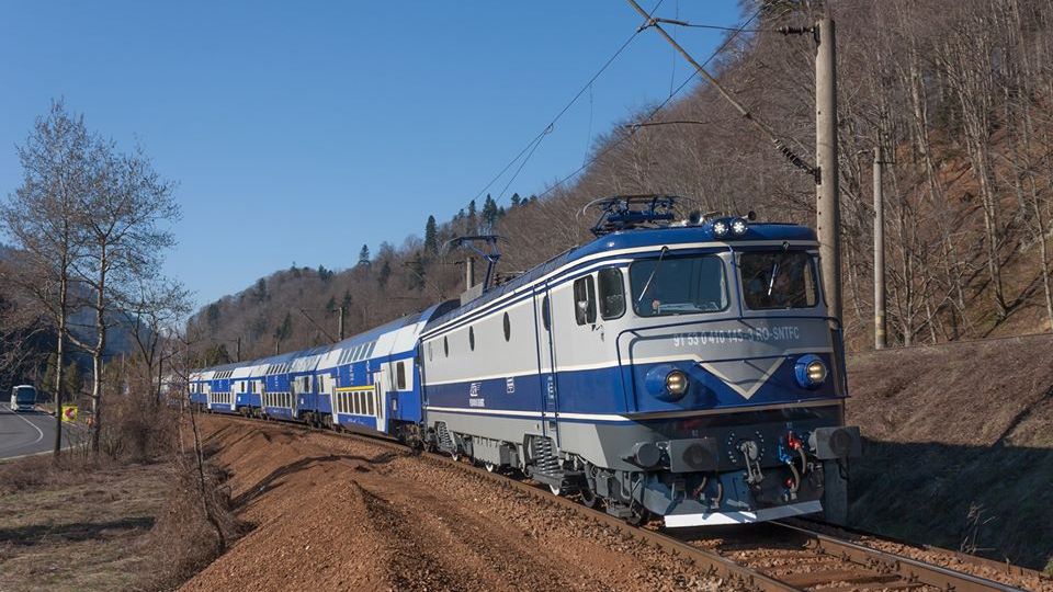 CFR Călători suspendă temporar alte zece trenuri pentru combaterea răspândirii infecției cu Covid-19, după ce Ungaria a închis granița