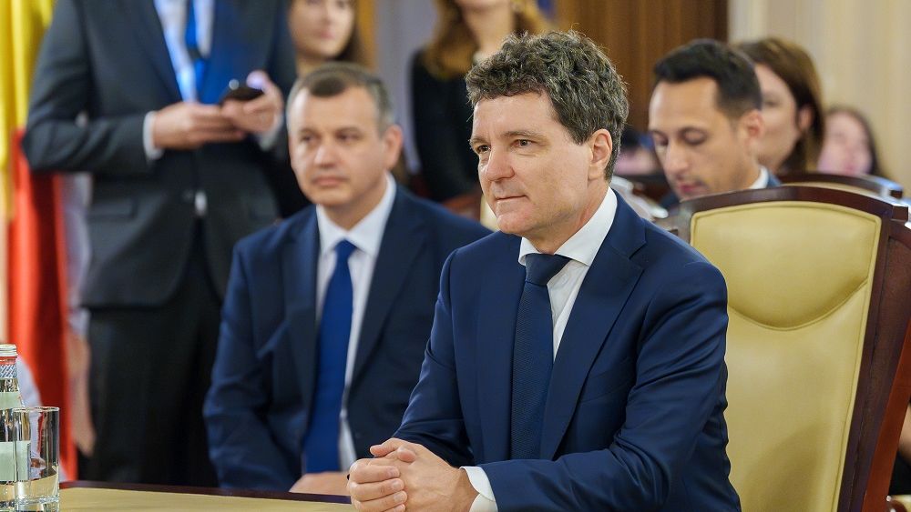 Nicușor Dan: După ce terminăm cu formarea Guvernului şi cu deficitul, educația va fi o prioritate, în limita bugetului pe care România îl are