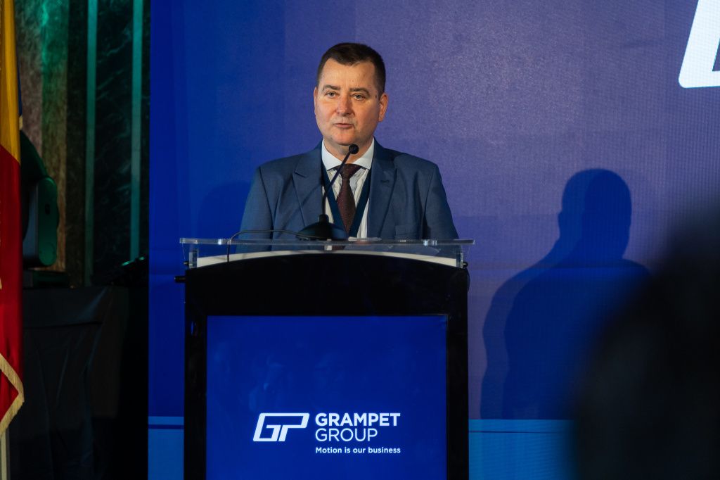 GALERIE FOTO | Cum arată trenul 100% românesc, primul automotor produs în România după 80 de an - Imagine 5