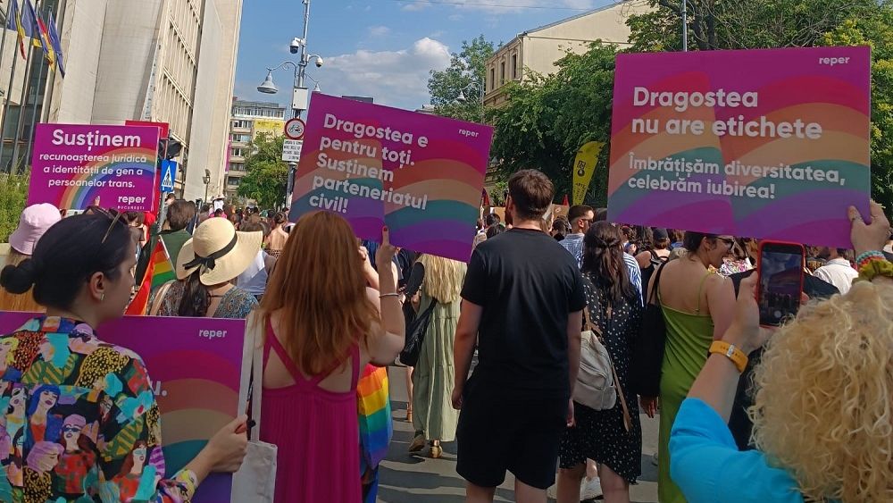 Cu ce rămânem după Luna Pride și cum ajutăm comunitatea LGBTQIA+ și în restul anului, la job și în societate