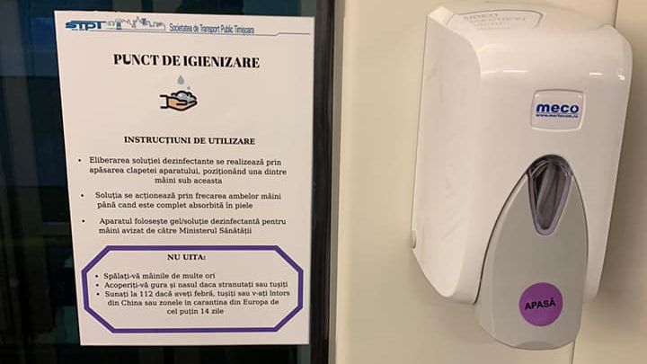 Dozatoare cu dezinfectant introduse în toate mijloacele de transport in comun din Timișoara