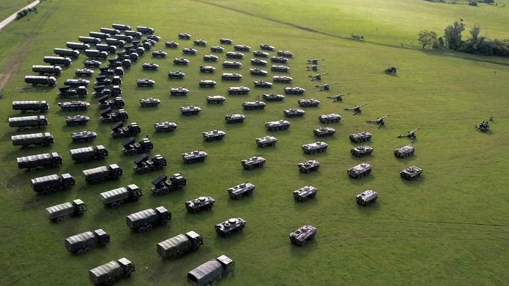 Dîncu: În România vom face drone, minisubmarine, producţii legate de armament şi blindate