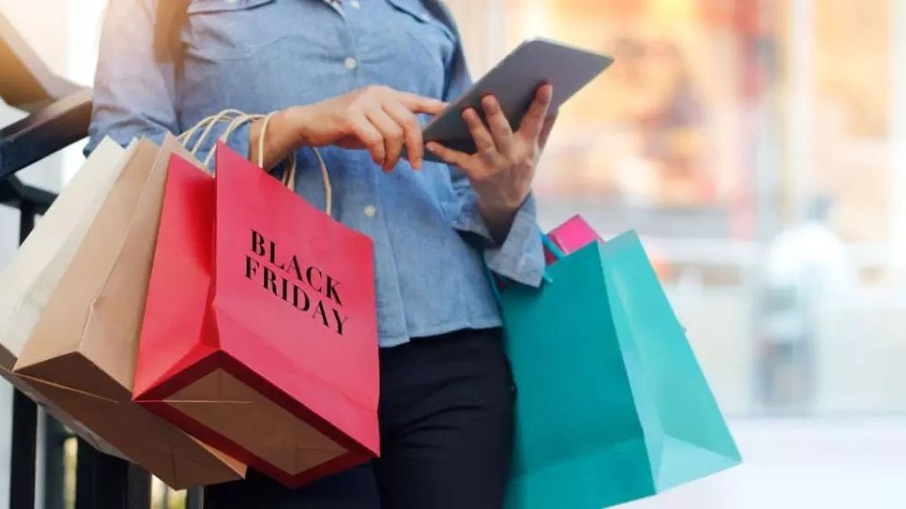 Black Friday la Fashion Days: Zeci de mii de produse vândute în numai câteva ore