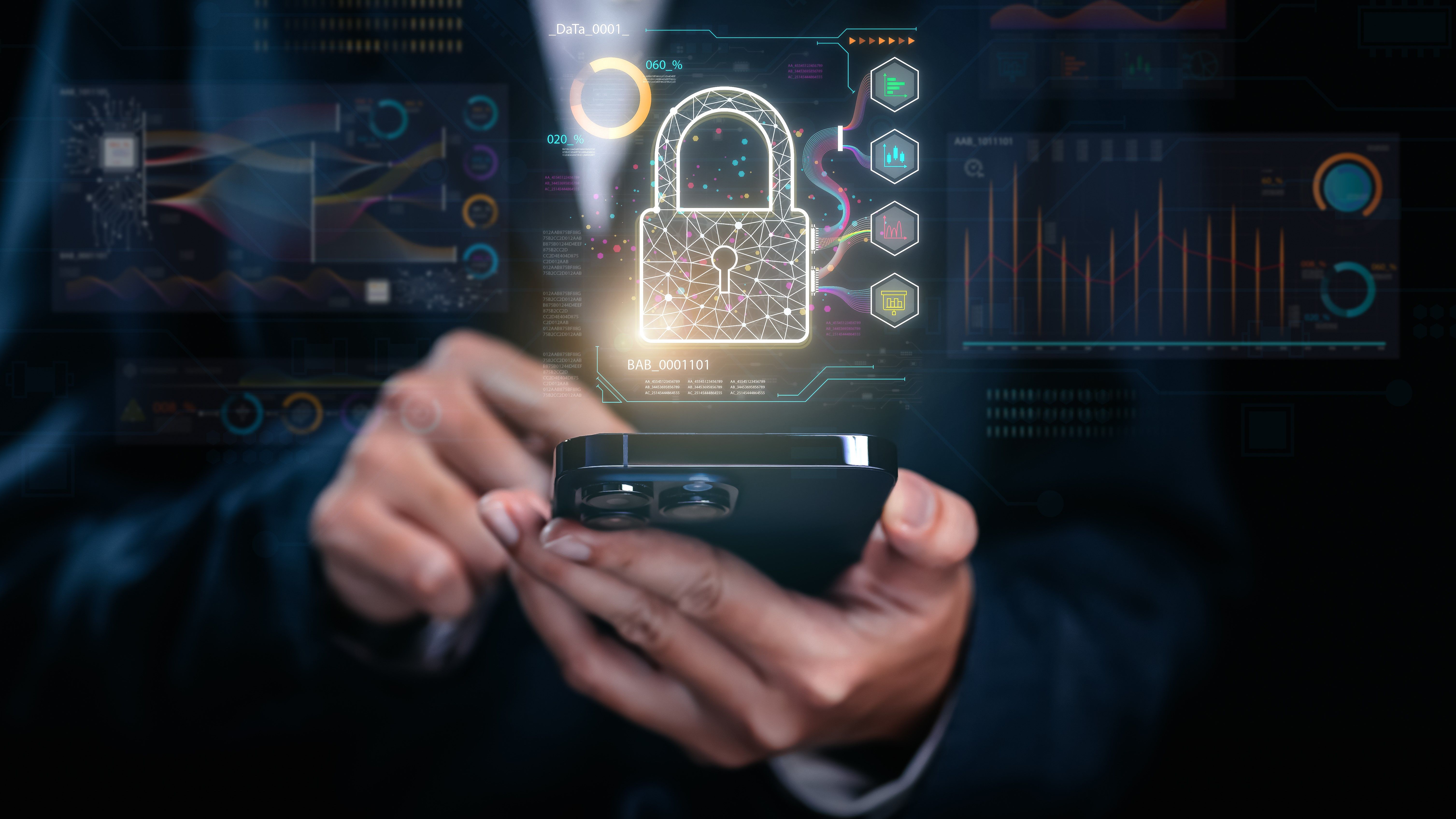 GHID XTB: Cum să-ți protejezi investițiile împotriva atacurilor cibernetice