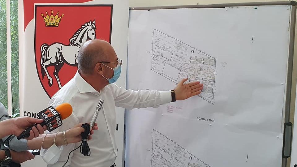 Scandal politic pe spitalul modular de la Iași, aflat în construcție de 4 luni