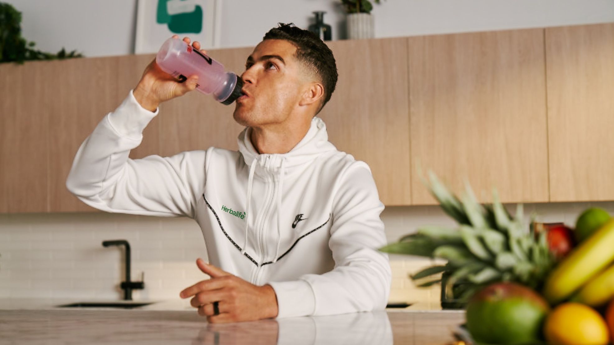 Cum vrea Herbalife, compania care îl hidratează pe Cristiano Ronaldo, să-și dezvolte afacerile din România