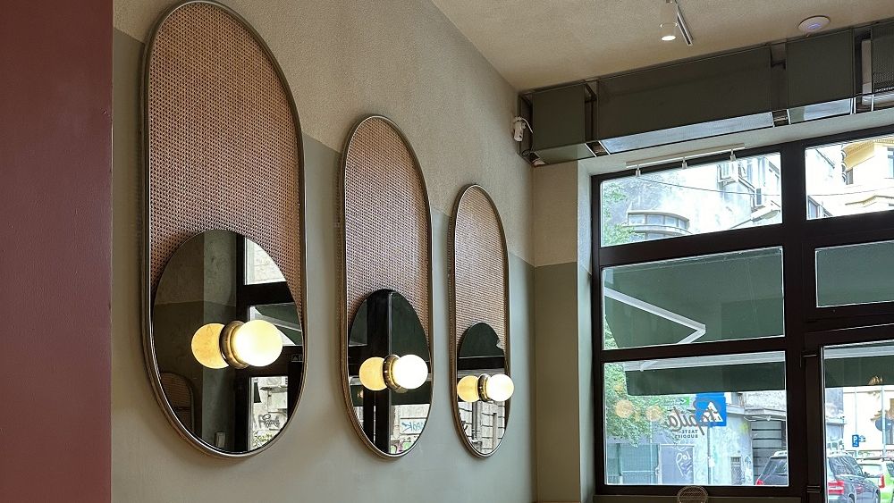 Nou trend în Horeca? Papila, restaurant din centrul Capitalei, renunță la parteneriatele cu livratorii, citând "perioadele aglomerate cauzate de curieri"