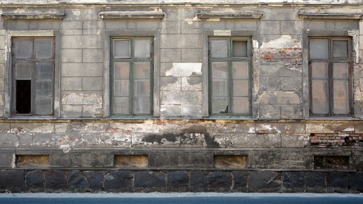 Cine sunt investitorii care alearga dupa cladirile din Capitala cu risc seismic ridicat