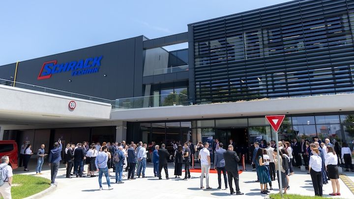 Schrack Technik România accelerează dezvoltarea regională și anunță Zilele Info Schrack 2025, un tur de forță tehnologică în 6 orașe