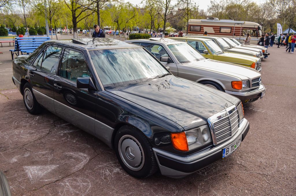 FOTO | Retroparada Primăverii: Ce am văzut la cea mai mare expoziție de mașini retro din țară - Imagine 19