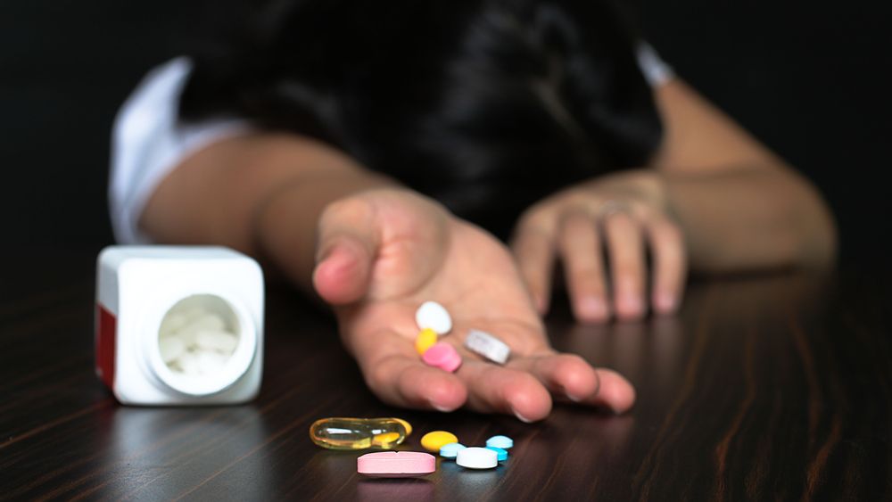 Peste 70.000 de minori au primit in Anglia retete pentru medicamente antidepresive anul trecut