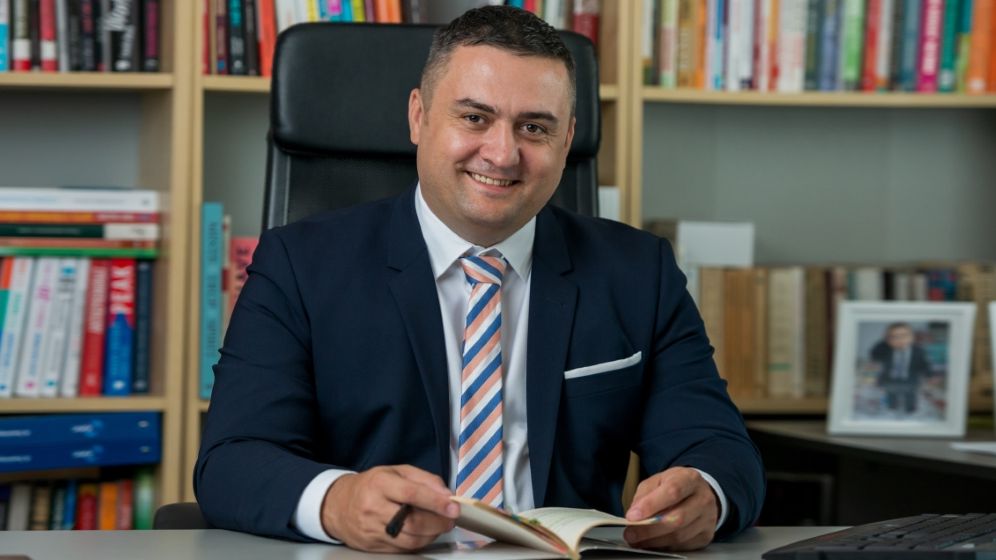 Termene.ro: Intarzierea medie pentru facturile neincasate si raportate in redBill in domeniul constructiilor este de 342 de zile