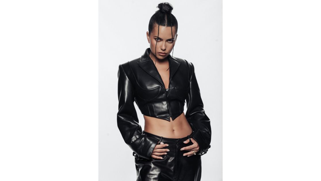 IMNUL OFICIAL NEVERSEA 2024 VINE DE LA INNA ȘI KRIS KROSS    AMSTERDAM “Queen of My Castle” pentru Queen of Festivals