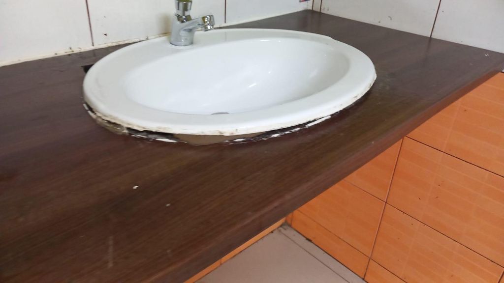 [FOTO] Piedone, în razie la Gara de Nord. Au fost închise majoritatea magazinelor - Imagine 18