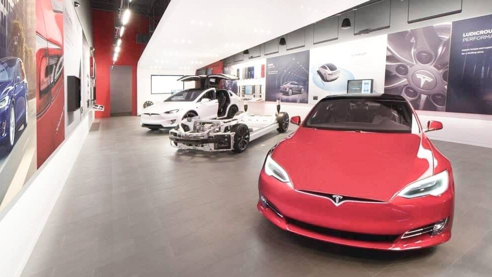 O nouă reprezentanță Tesla, la 600 km de România