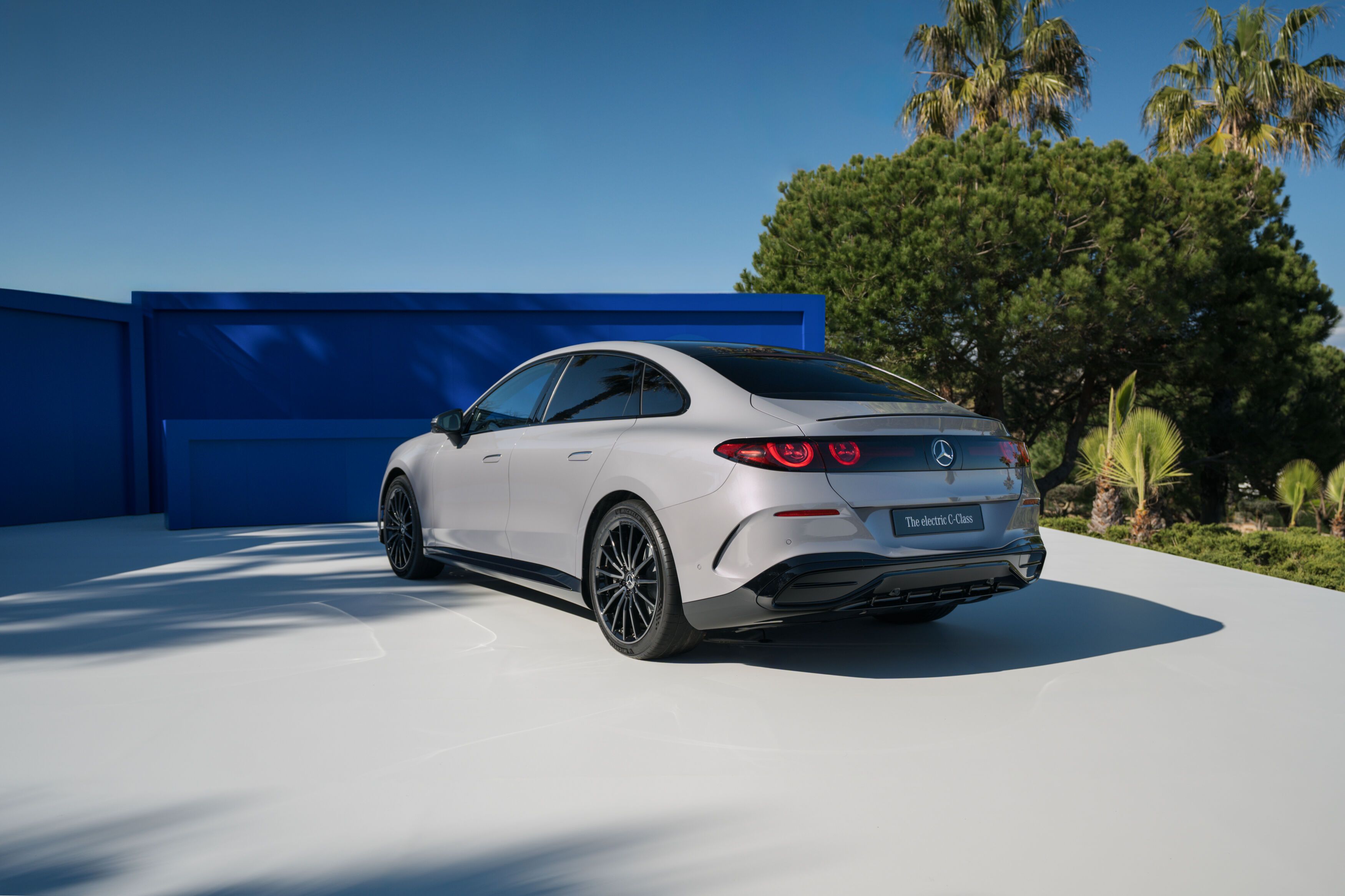 FOTO | Mercedes-Benz a construit prima Clasa C pe baterii. Autonomia sare de 760 de kilometri - Poza 4