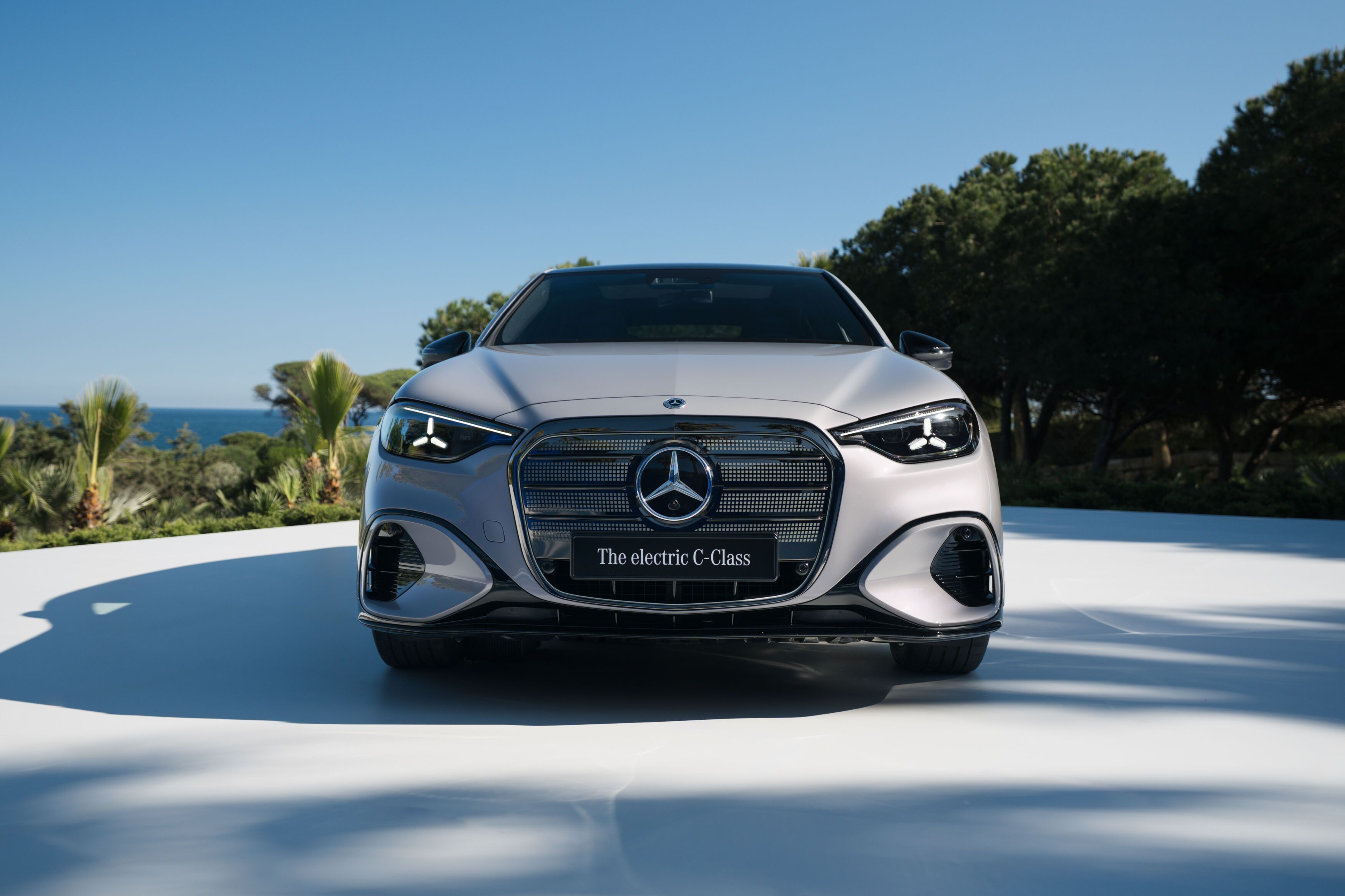 FOTO | Mercedes-Benz a construit prima Clasa C pe baterii. Autonomia sare de 760 de kilometri - Poza 7