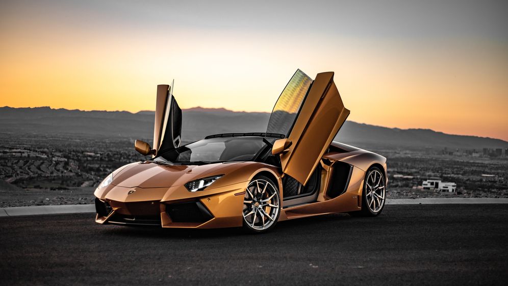 Ce masini scumpe si-au luat romanii in 2019: Lamborghini, pe locul 1
