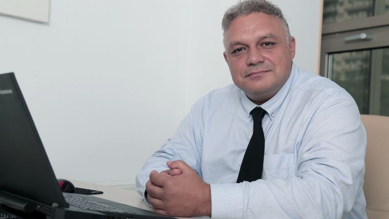 Dumitrescu, HTSS: Se face prea putin pentru stoparea crizei de specialisti IT