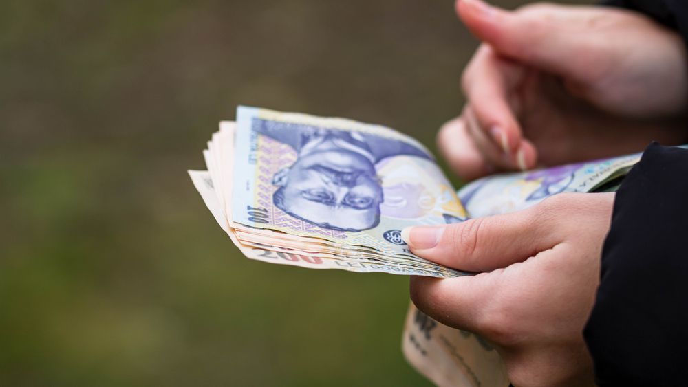 Zahărul, uleiul și energia electrică s-au scumpit cel mai mult în noiembrie