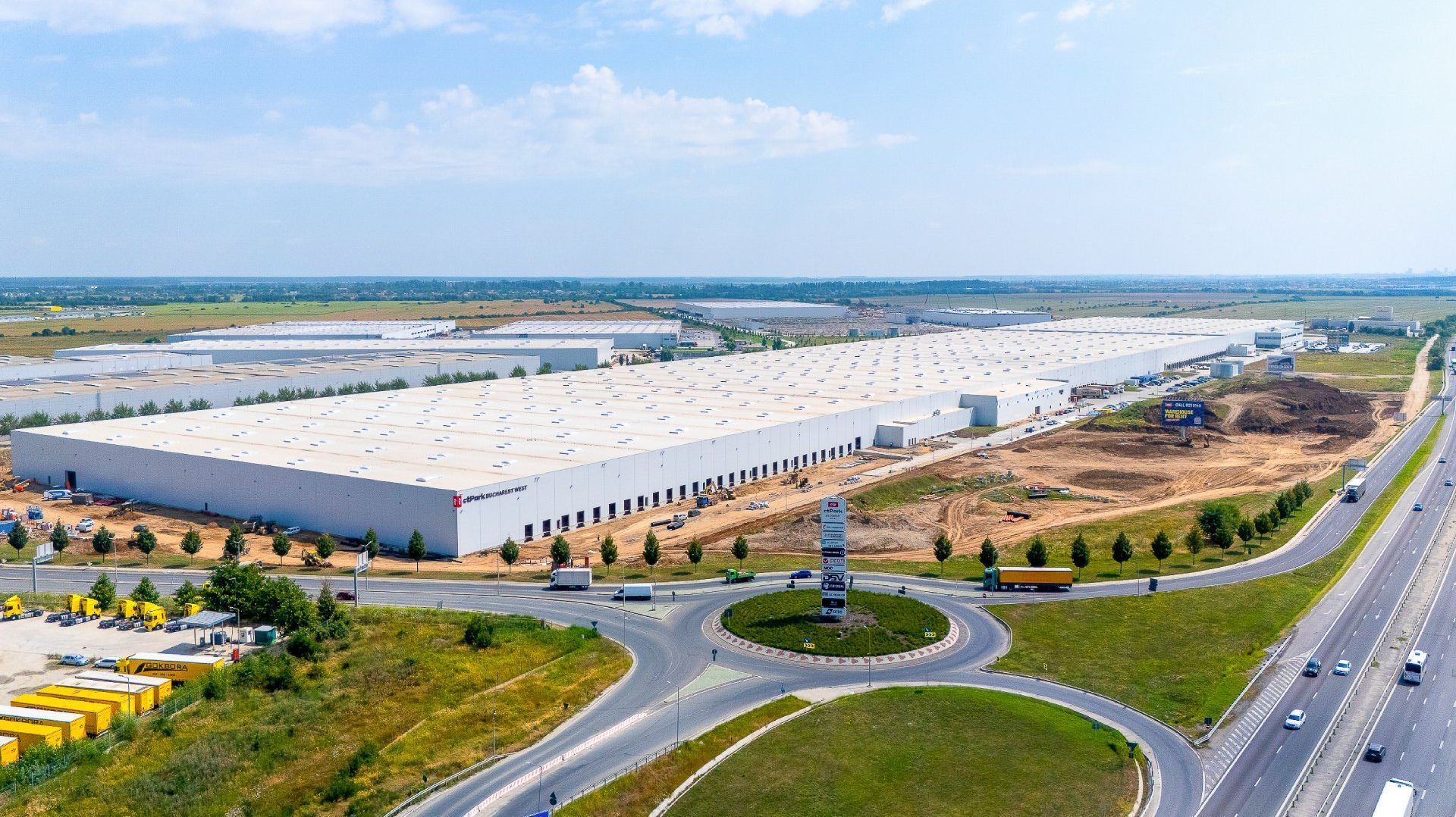 România devine hub logistic pentru Sinsay, Reserved, Cropp, House și Mohito. Ce câștigă românii din această schimbare