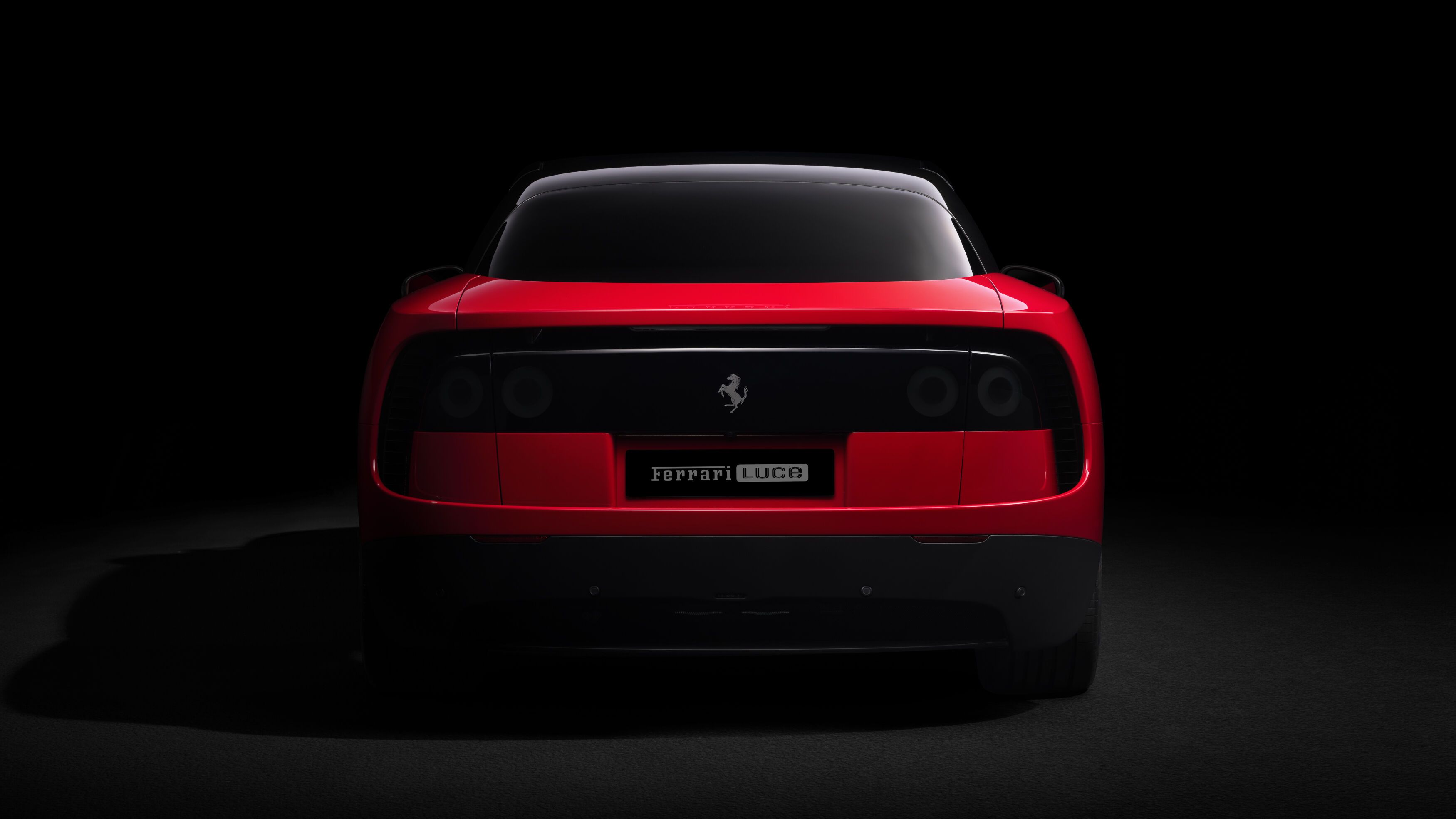 FOTO | Ferrari Luce este cel mai șocant model din istoria italienilor. Prima electrică din Maranello, desenată de omul din spatele iPhone-ului - Poza 6