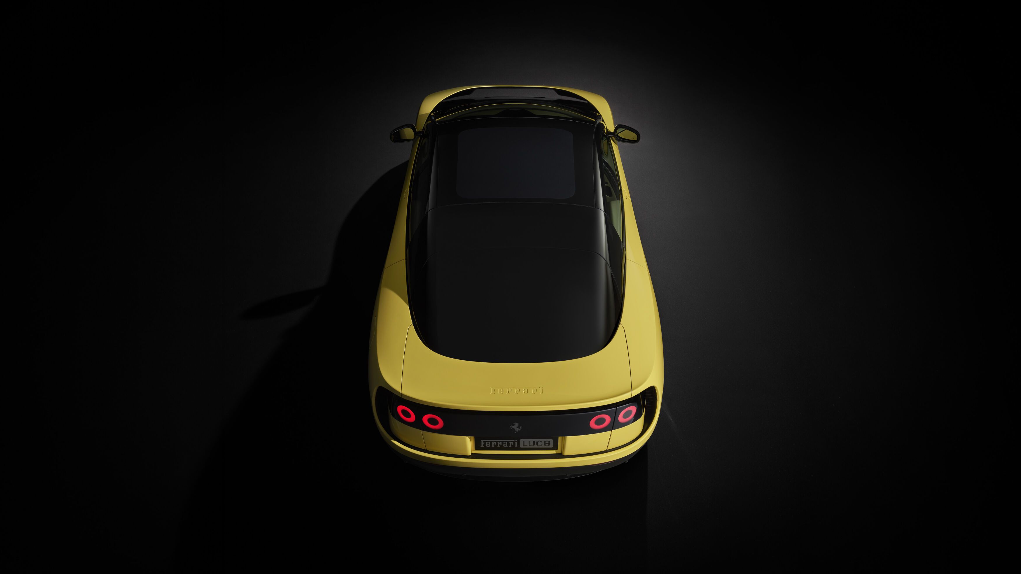 FOTO | Ferrari Luce este cel mai șocant model din istoria italienilor. Prima electrică din Maranello, desenată de omul din spatele iPhone-ului - Poza 3