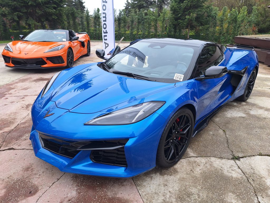 [FOTO] Legendarul Corvette ajunge în România. Cât costă monstrul american cu până la 670CP - Imagine 1