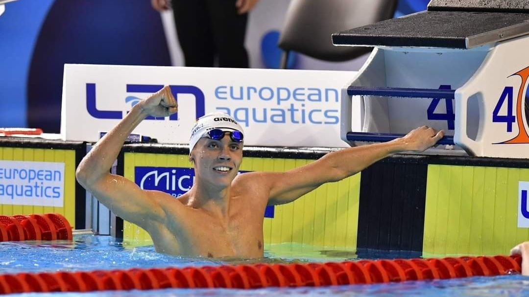David Popovici, calificat în finala probei de 100m liber de la Europene. A avut cel mai bun timp