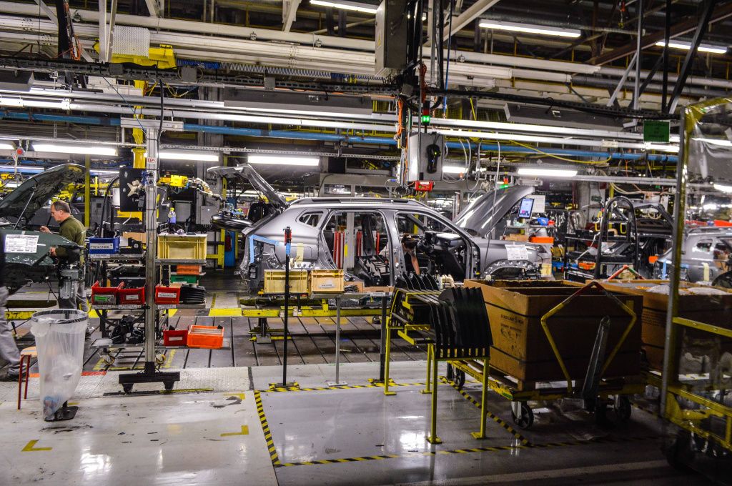 [FOTO] Cum arată fabrica Dacia Mioveni, "žcasa" lui Bigster în care s-au investit 340 mil. euro - Imagine 32