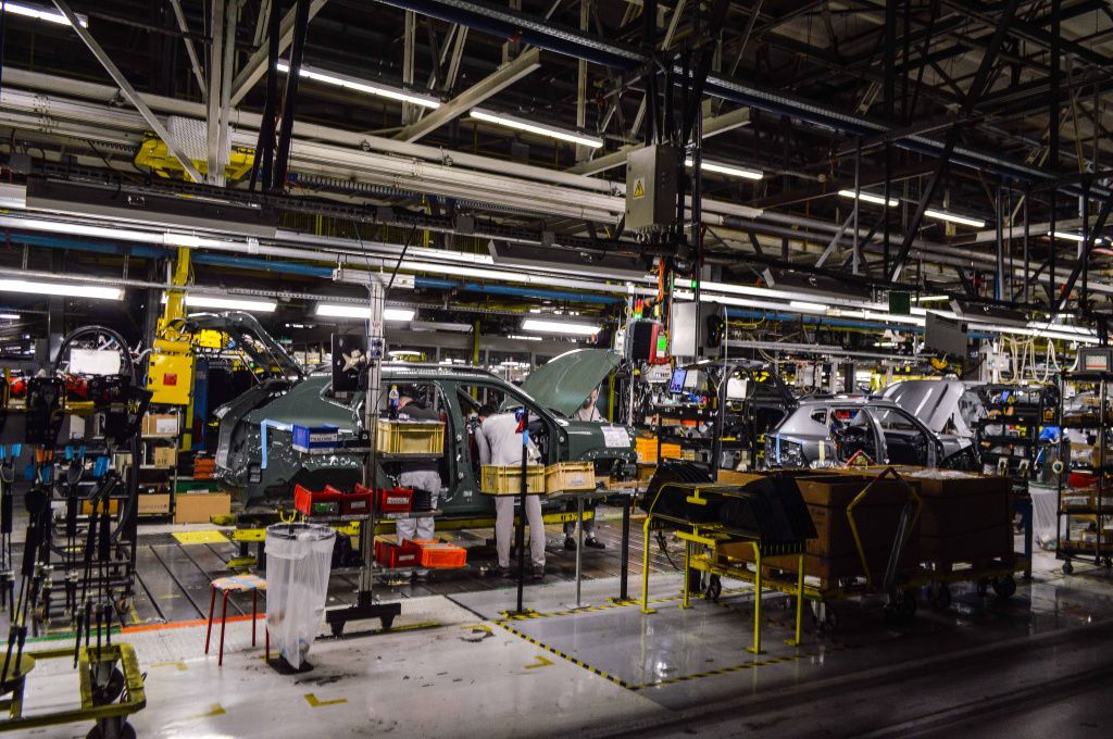 [FOTO] Cum arată fabrica Dacia Mioveni, "žcasa" lui Bigster în care s-au investit 340 mil. euro - Imagine 34