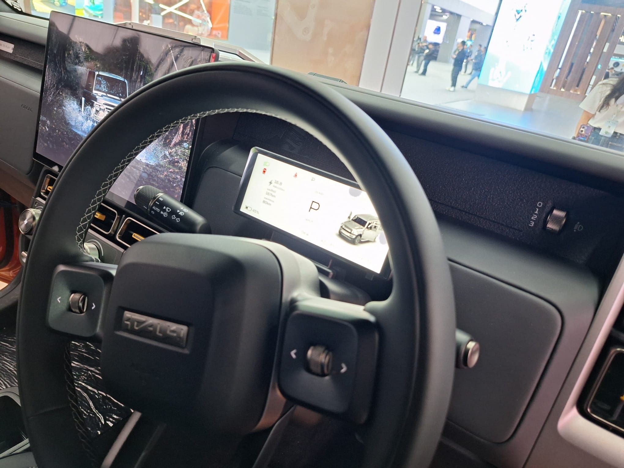 FOTO | Inedit: Ce obții atunci când combini un Mercedes-Benz Clasa G cu o Toyota Fj Cruiser? Chinezii au răspunsul și costă doar 12.000 de euro - Poza 20