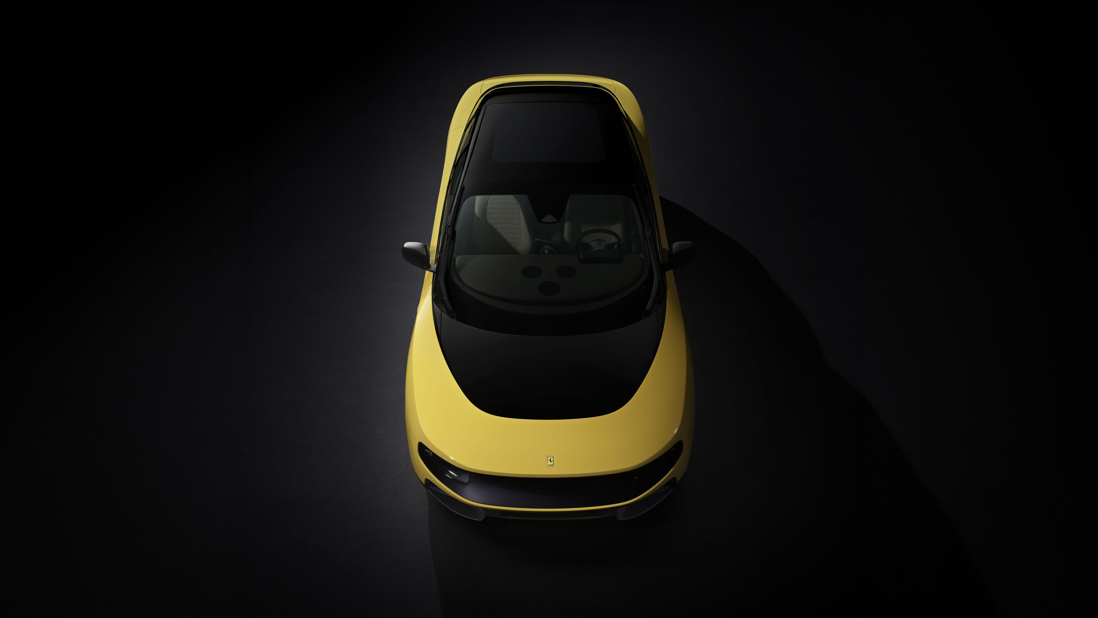 FOTO | Ferrari Luce este cel mai șocant model din istoria italienilor. Prima electrică din Maranello, desenată de omul din spatele iPhone-ului - Poza 2