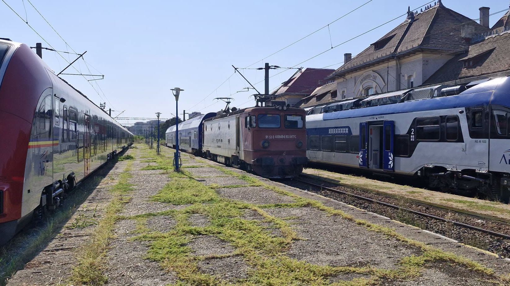 Primele trenuri electrice regionale PESA intră în circulație după ce au stat luni de zile garate la Obor